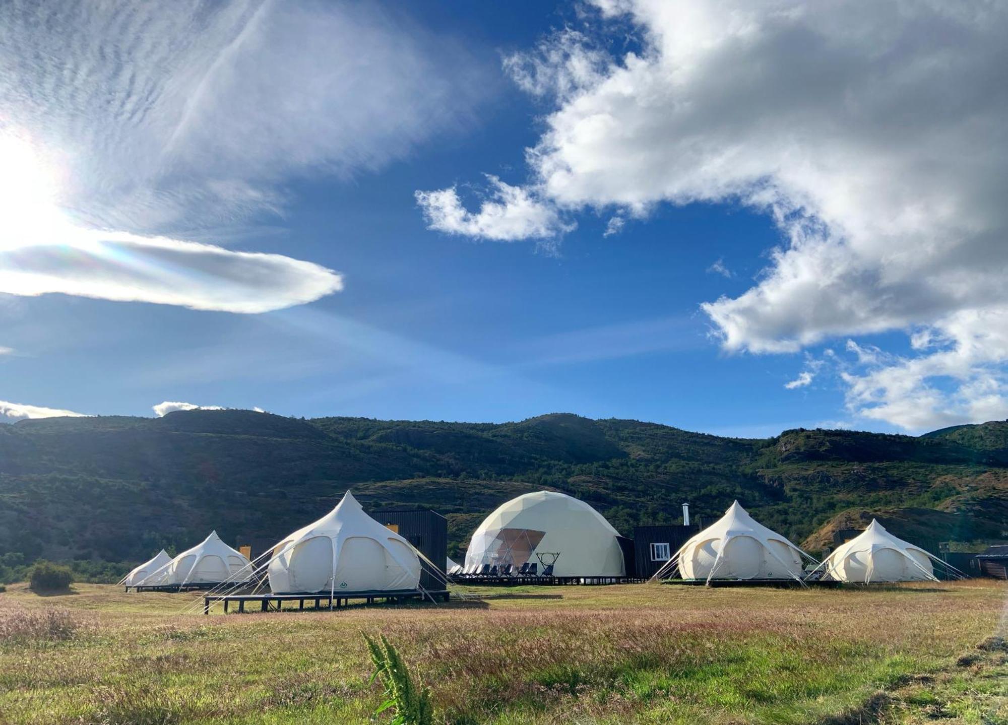 Chilenativo Riverside Camp Torres del Paine National Park Exterior photo